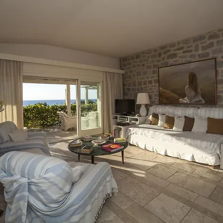 Lamaia Villa *